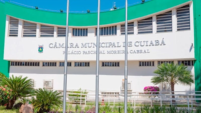 Câmara de Cuiabá convoca sessão para julgar se cassa mandato de vereador acusado de matar agente