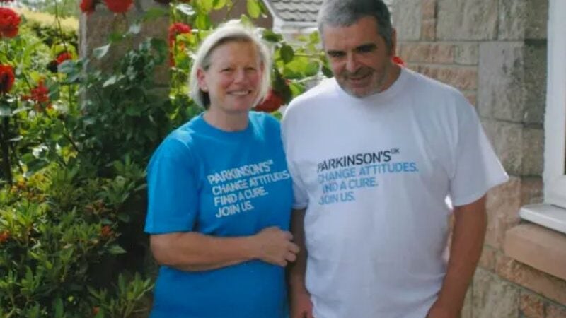 Mulher que sente cheiro de Parkinson ajuda cientistas a desenvolver teste precoce