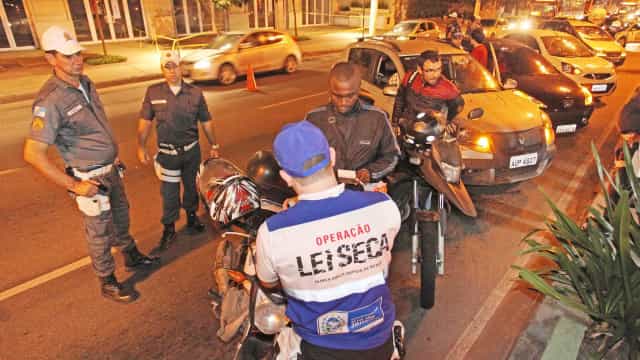 Oito estados anunciam Lei Seca no dia das eleições