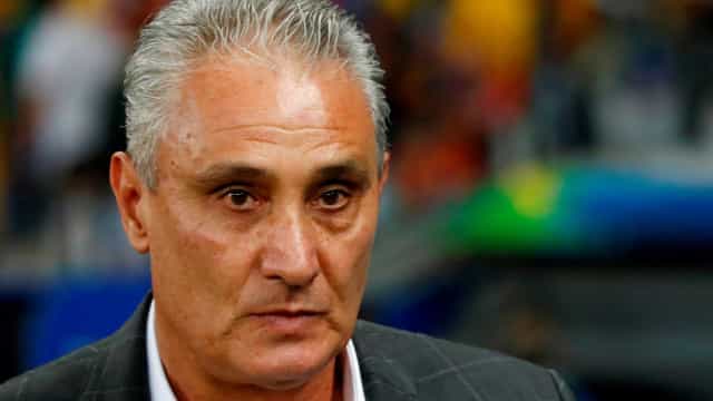 Tite explica ausências de Gabriel Jesus e Dani Alves em lista da seleção