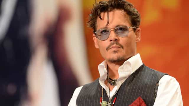 Johnny Depp está namorando advogada que o defendeu em processo