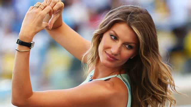Gisele Bündchen e Tom Brady ficam em casas separadas após fugirem de furacão