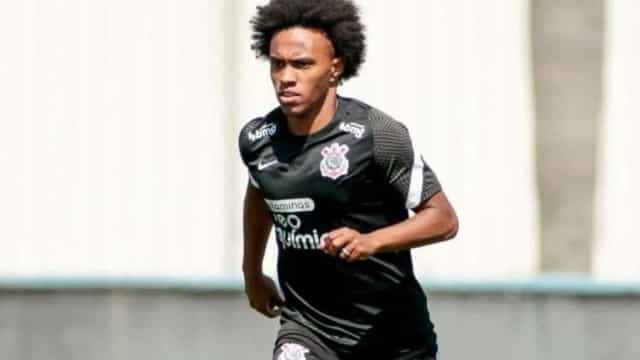 Após fase conturbada no Corinthians, Willian diz que ‘Londres é minha casa’
