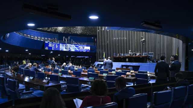 Piso da enfermagem: Congresso discute aumentar repasse da União a municípios