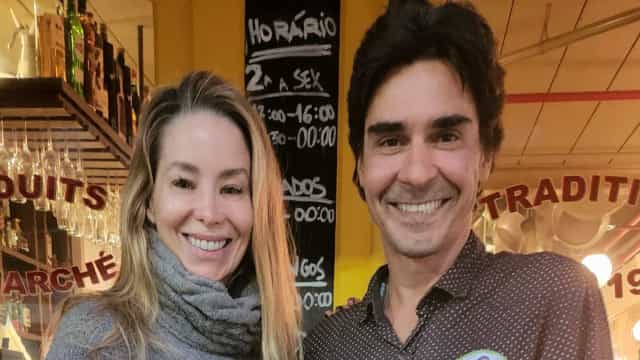André Gonçalves faz passeio com Danielle Winits após tirar tornozeleira eletrônica