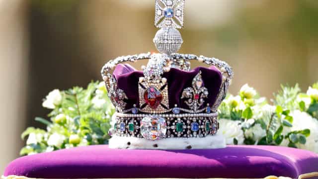 Windsor se prepara para último adeus à rainha com lembrancinhas fúnebres