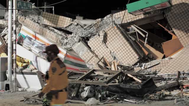 Terremoto de 6,8 atinge Taiwan; Japão lança alerta de tsunami