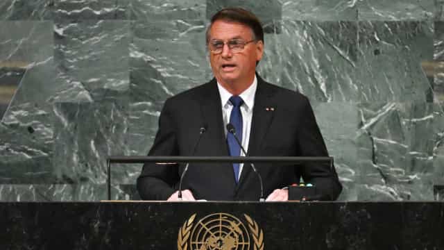 Bolsonaro faz na ONU discurso em tom de campanha, ataca Lula e exalta economia
