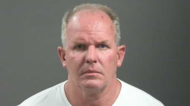 Executivo de empresa vegan é acusado de terrorismo por morder homem