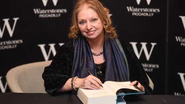 Morre Hilary Mantel, mestre da ficção histórica e autora da série ‘Wolf Hall’, aos 70