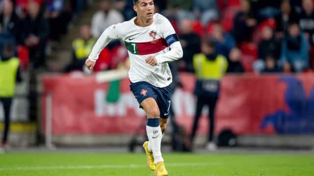 Mãe de criança autista que teve celular quebrado por CR7 cobra punição