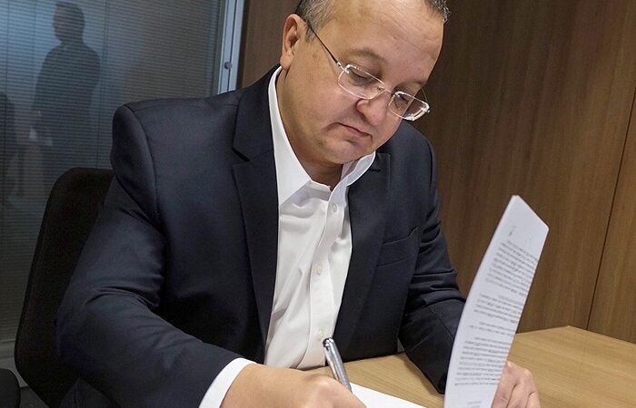 MP conclui pelo arquivamento de denúncia de caixa 2 contra ex-governador Pedro Taques