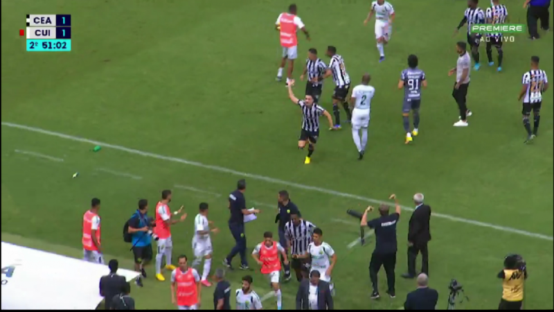 Jogo entre Cuiabá e Ceará é encerrado após invasão de torcedores; partida terminou em 1 a 1