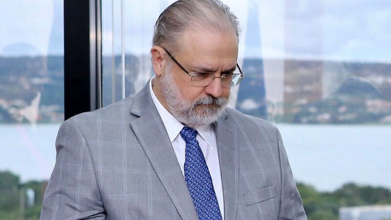 Procurador aciona o STF contra lei de Mato Grosso que estipula prazo para convocar suplente de deputado