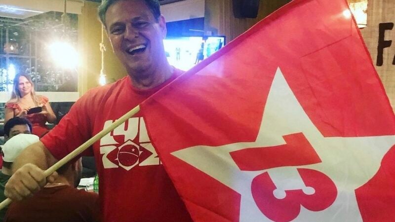 Senador Carlos Favaro e deputado Neri Geller comemoram eleição de Lula