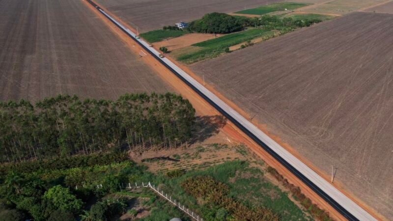 Sinop: prefeito inaugura asfaltamento em bairro e na Estrada Brígida