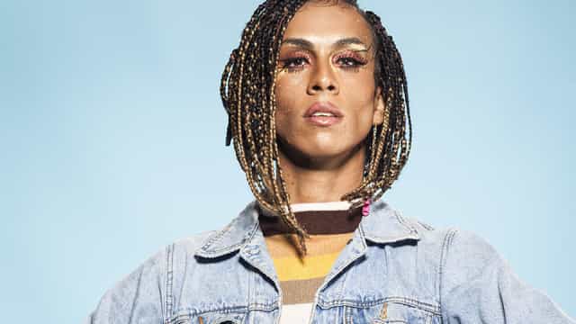 Linn da Quebrada recebe comentários transfóbicos após premiação