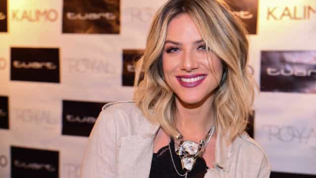 Gio Ewbank diz que foi assediada por ator consagrado da Globo em ‘A Favorita’