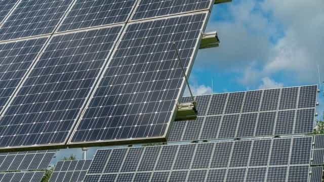 Especialistas dizem que oferta maior de energia solar favorece medida