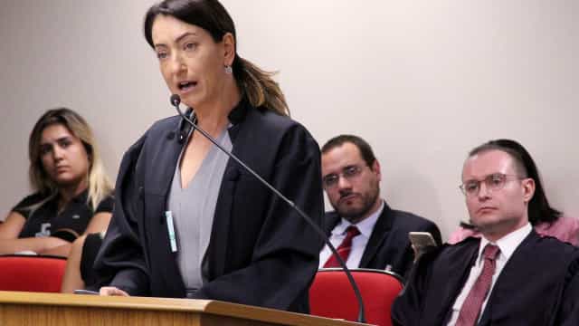 Rosângela Moro devolve provocação de advogado após ser eleita