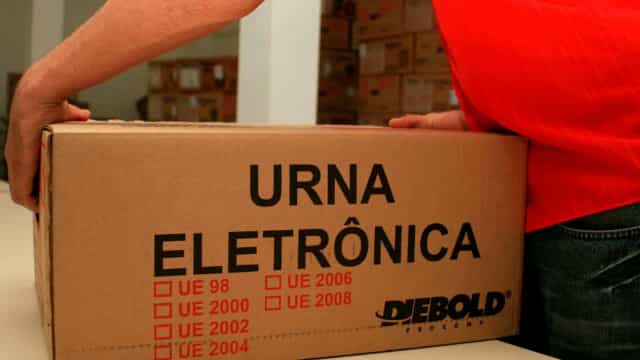 Sobe para 1.883 total de urnas substituídas em todo país