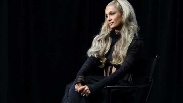 Paris Hilton chora ao revelar abuso sexual aos 16 anos