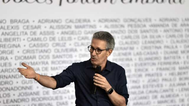 BH e prefeitos lulistas decretam gratuidade de ônibus no domingo; Zema é contra