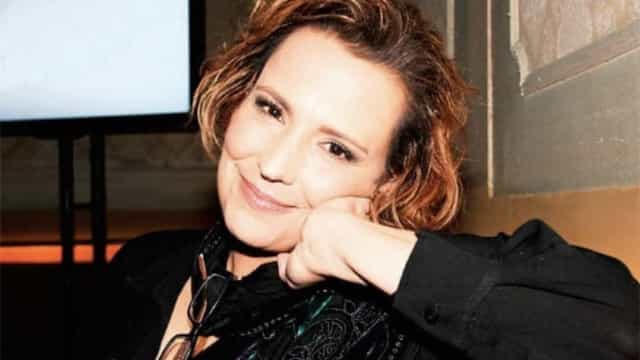 Ana Beatriz Nogueira volta ao teatro após tratar câncer e torce por governo Lula