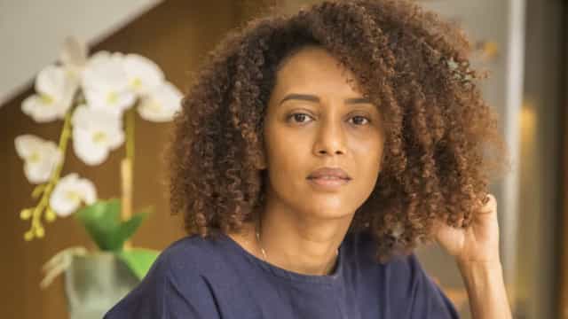 Taís Araújo diz que democracia racial é um mito e que o Brasil não se orgulha de origens