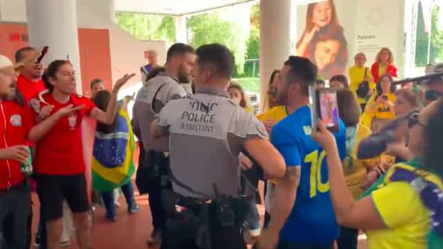 Polícia Suíça intervém para separar briga entre eleitores brasileiros