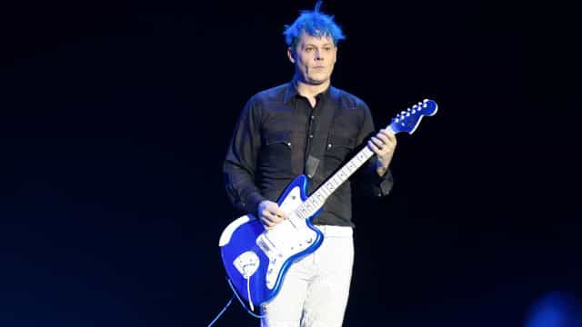 Jack White compra discos de vinil em São Paulo antes de show no Popload Festival