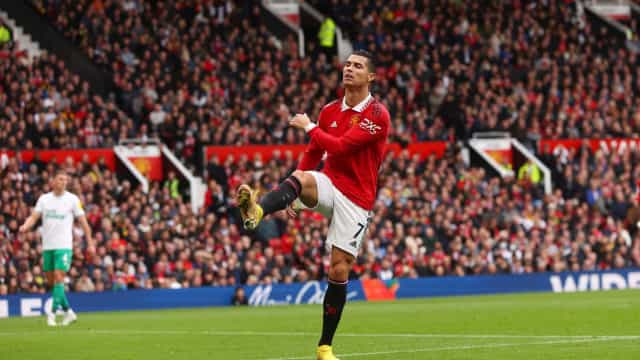 United só empata no Inglês e Cristiano Ronaldo se irrita com substituição