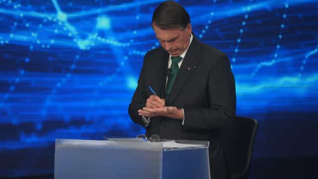 Bolsonaro vence com menos folga em Israel, e Lula domina na Palestina