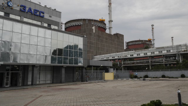 Agência nuclear ucraniana acusa Rússia de bombardear central de Zaporíjia