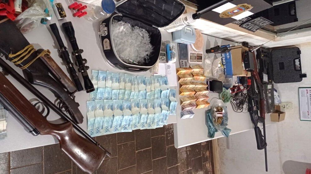 Polícia desarticula quadrilha e prende 7 em Itauba com armas de fogo, drogas e munições