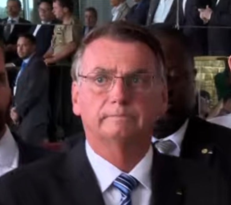 Bolsonaro agradece votação, diz que protestos são ‘fruto de indignação e sentimento de injustiça do processo eleitoral’; assista