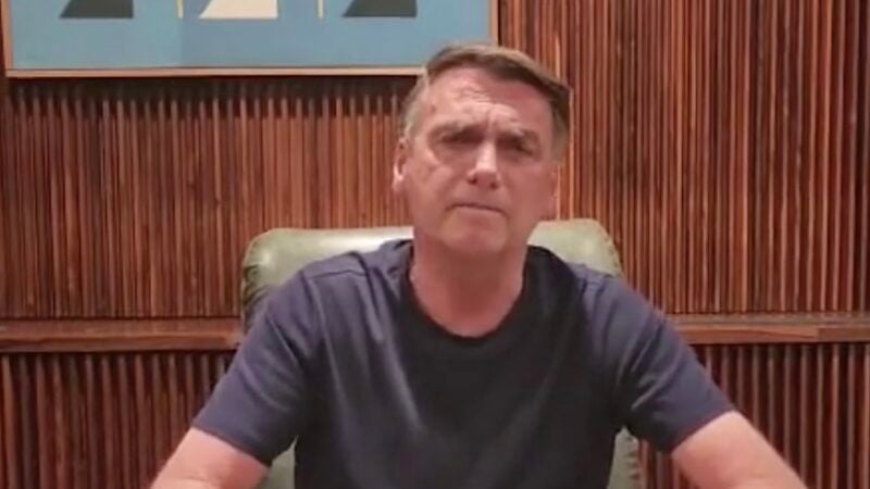 Bolsonaro agradece apoio e faz apelo a apoiadores para desobstruir as rodovias; ‘protestem em outros locais’, ‘estou com vocês’