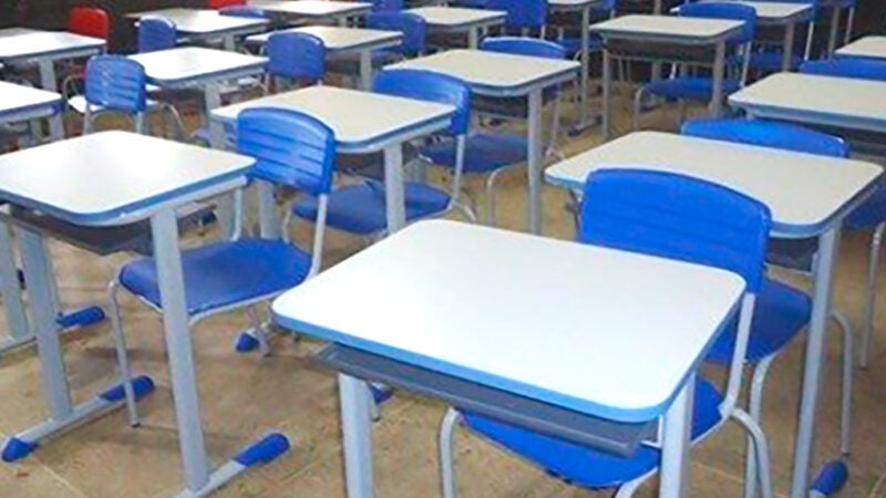 Educação em Guarantã do Norte deve adquirir 2,5 mil carteiras para suprir demanda escolar