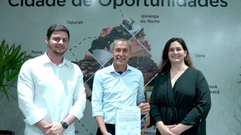 Prefeito assina ordem de serviço para construir laboratório municipal em Lucas do Rio Verde