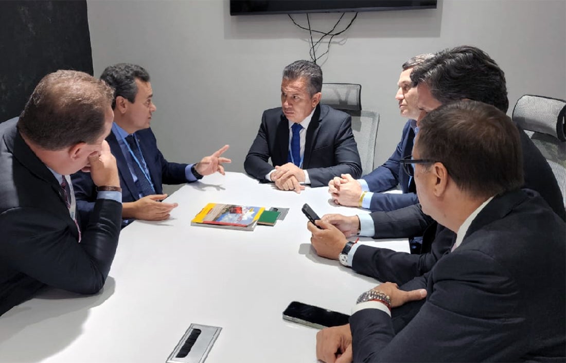 Mauro debate com presidente de banco renegociação de dívida e destravar nova concessão da BR-163 de Sinop ao MS