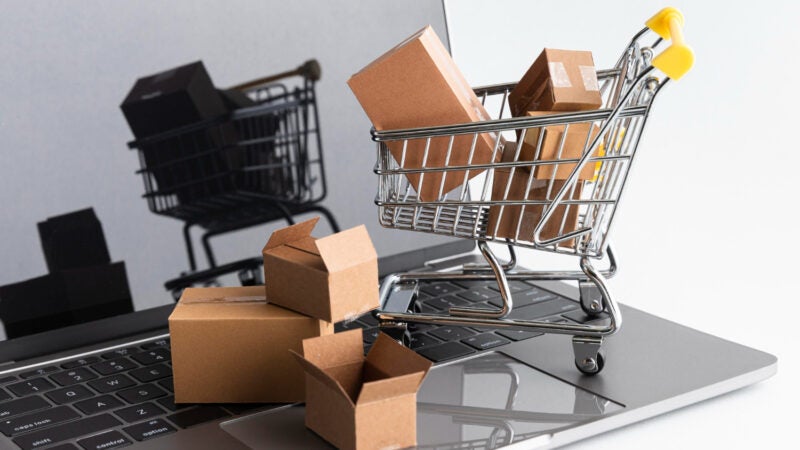 Vendas do setor foram diluídas ao longo do mês, enquanto os aplicativos de supermercado se destacaram no último fim de semana, em relação ao ano anterior