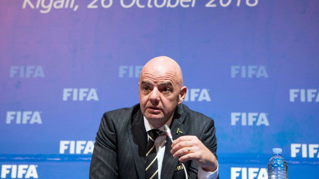 Sem oposição, Infantino garante novo mandato de 4 anos na presidência da Fifa