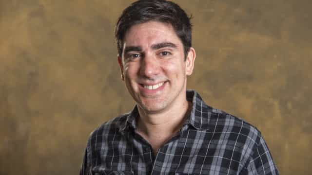 Marcelo Adnet avisa que vai parar de imitar Bolsonaro: ‘Um personagem do passado’