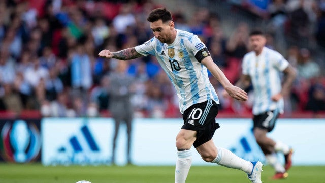 Terça é dia de estreias de Messi, Mbappé e Lewandowski na Copa