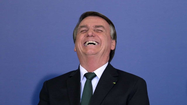 Bolsonaro deve manter bloqueio de emendas e eleva pressão por jabuti em PEC de Lula