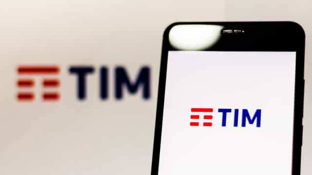 Tim vai começar a desligar clientes recebidos da Oi que não geram receita