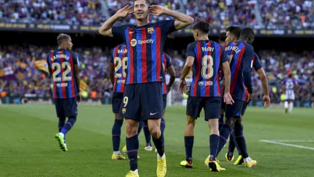 Barcelona encara o Manchester United por vaga nas oitavas da Liga Europa