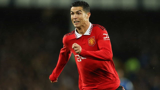 Manchester United rebate Cristiano Ronaldo, mas despista de punição após polêmica