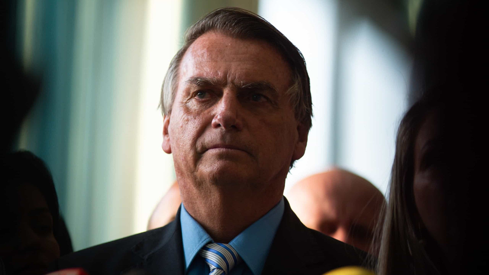 Bolsonaro volta ao local de trabalho após 20 dias longe do Palácio do Planalto