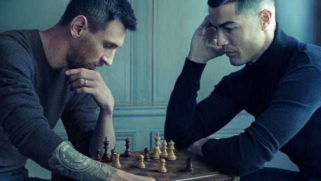 Foto de Messi e CR7 remete a jogo polêmico de xadrez com plug anal